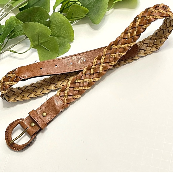 Vintage Belt - Picture 1 of 4